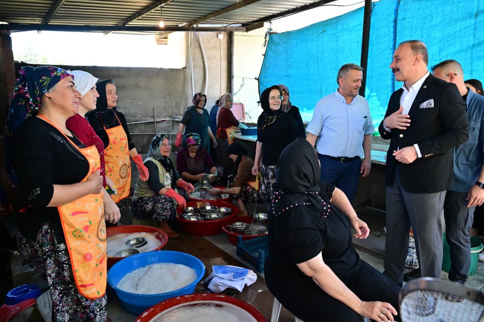 Aliköy Sakinleri Geleneksel Aşure Etkinliğinde Buluştu (2)