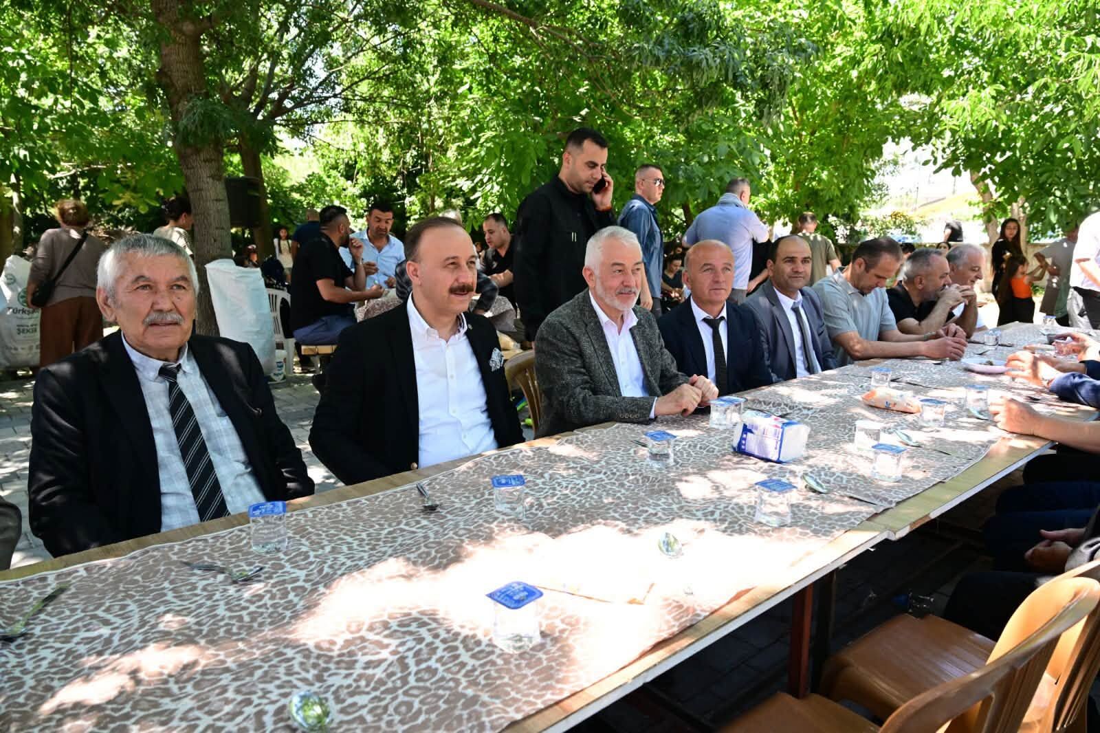 Aliköy Sakinleri Geleneksel Aşure Etkinliğinde Buluştu (9)