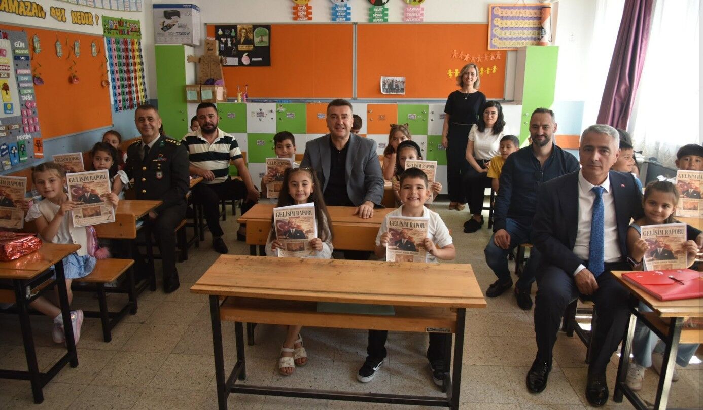 Başkan Mustafa Özer, Karne Sevincini Öğrencilerle Paylaştı 3