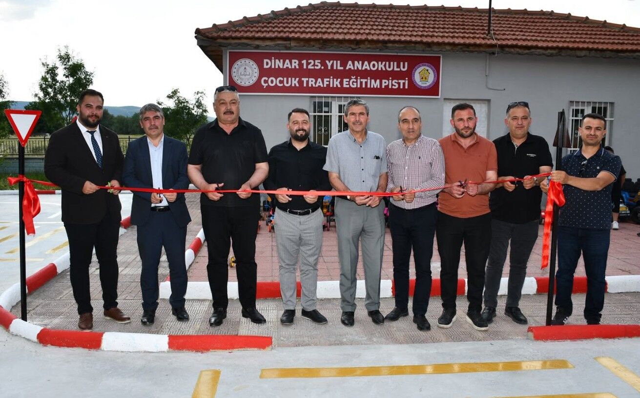 Dinarda Trafik Eğitim Sahası Hizmete Açıldı 3