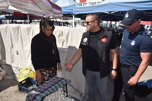 Eğirdir Belediyesi’nden Perşembe Pazarı’nda Sıkı Denetim 3
