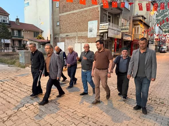 Eğirdir’de Cuma Bereketi Çorba İkramıyla Paylaşıldı (3)