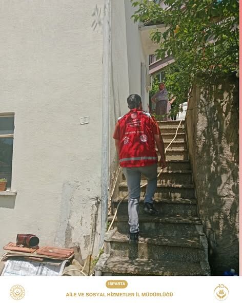 Eğirdir'de Şehit Himmet Demir'in Ailesine Anlamlı Ziyaret (2)