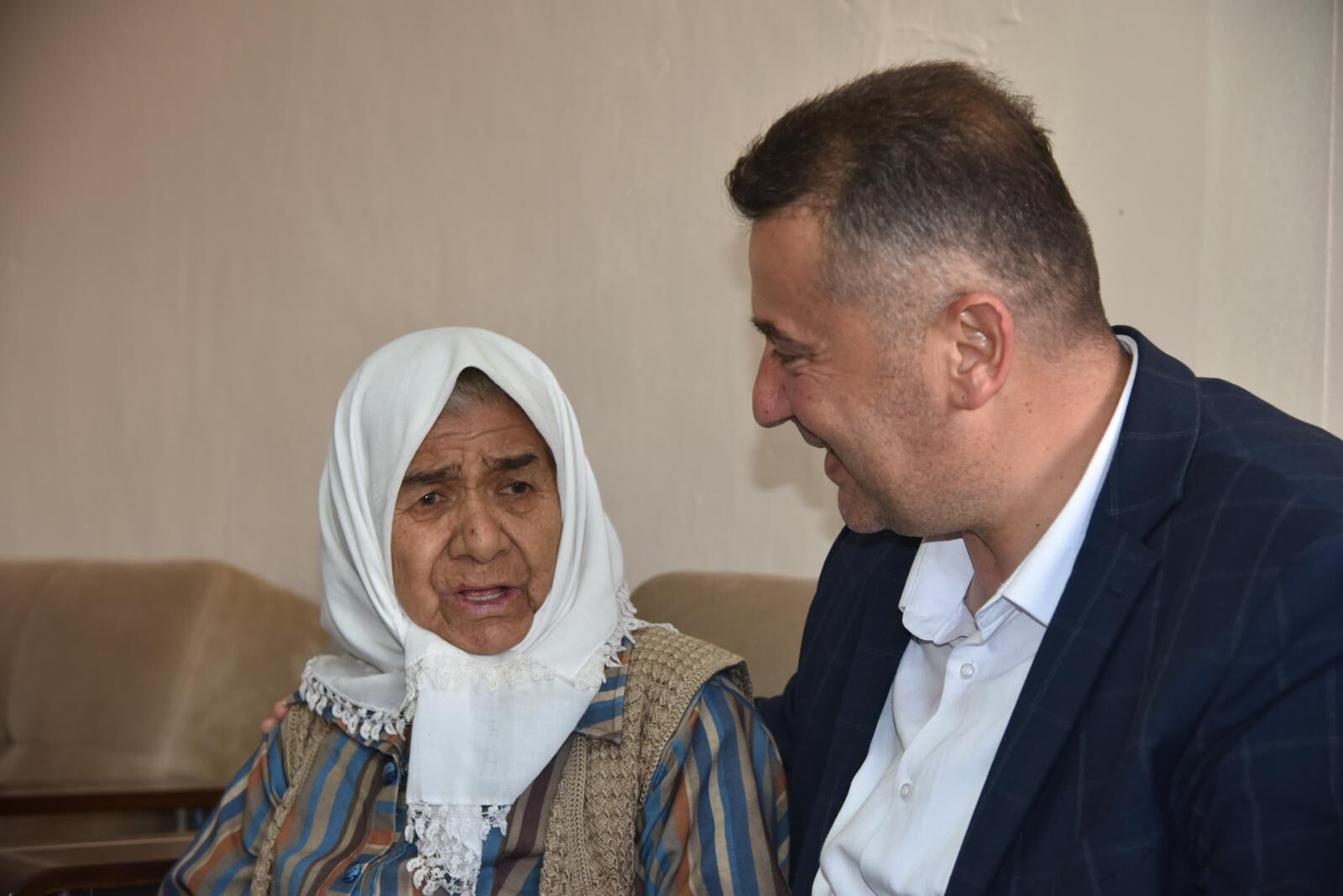 Eğirdir’de Yangın Mağdurlarına Belediye Eli Uzandı 2