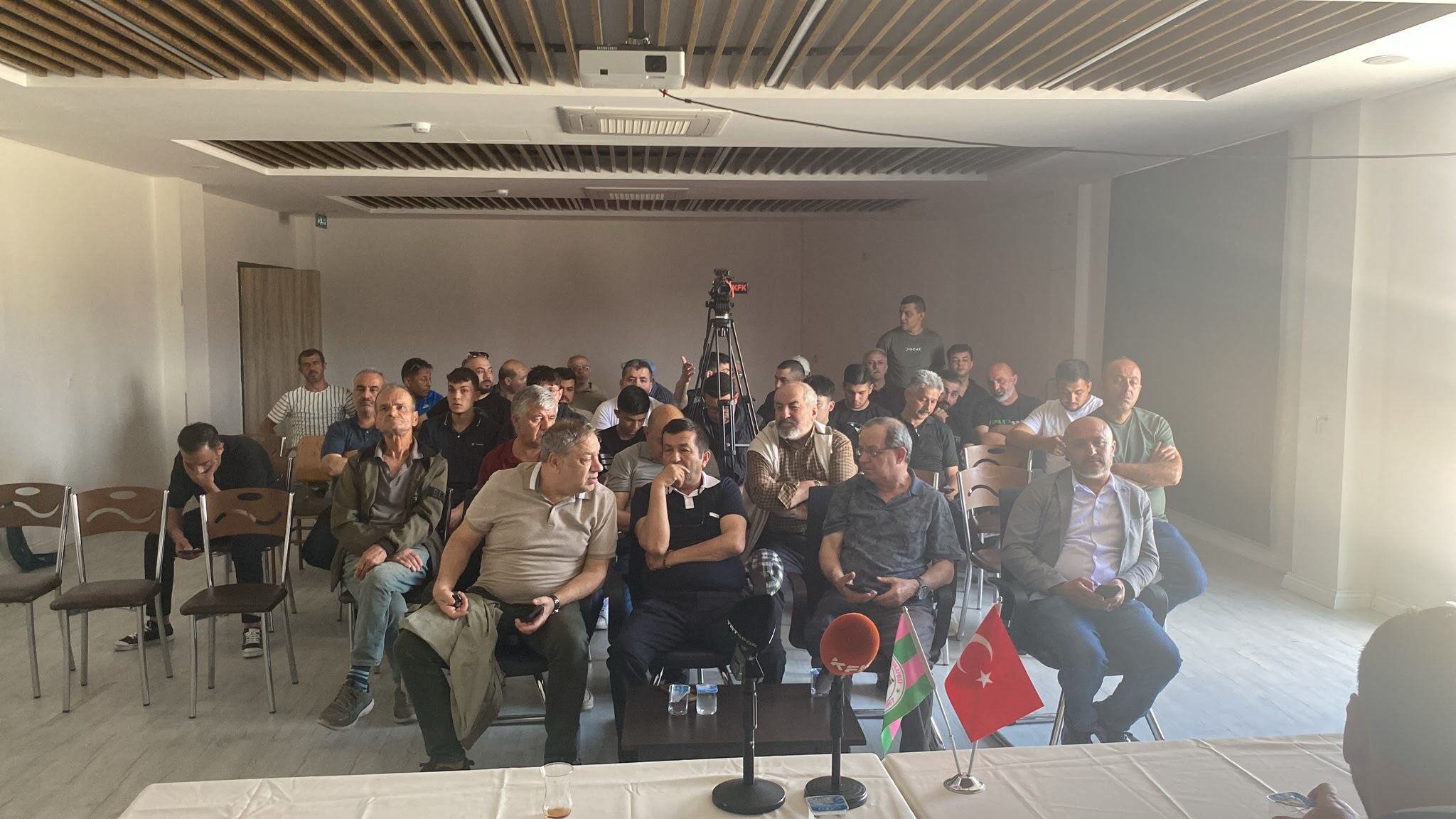 Isparta 32 Spor’da Kongre 2. Kez Ertelendi (1)