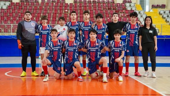 Isparta Gençler Futsal İl Birinciliği Başladı (1)