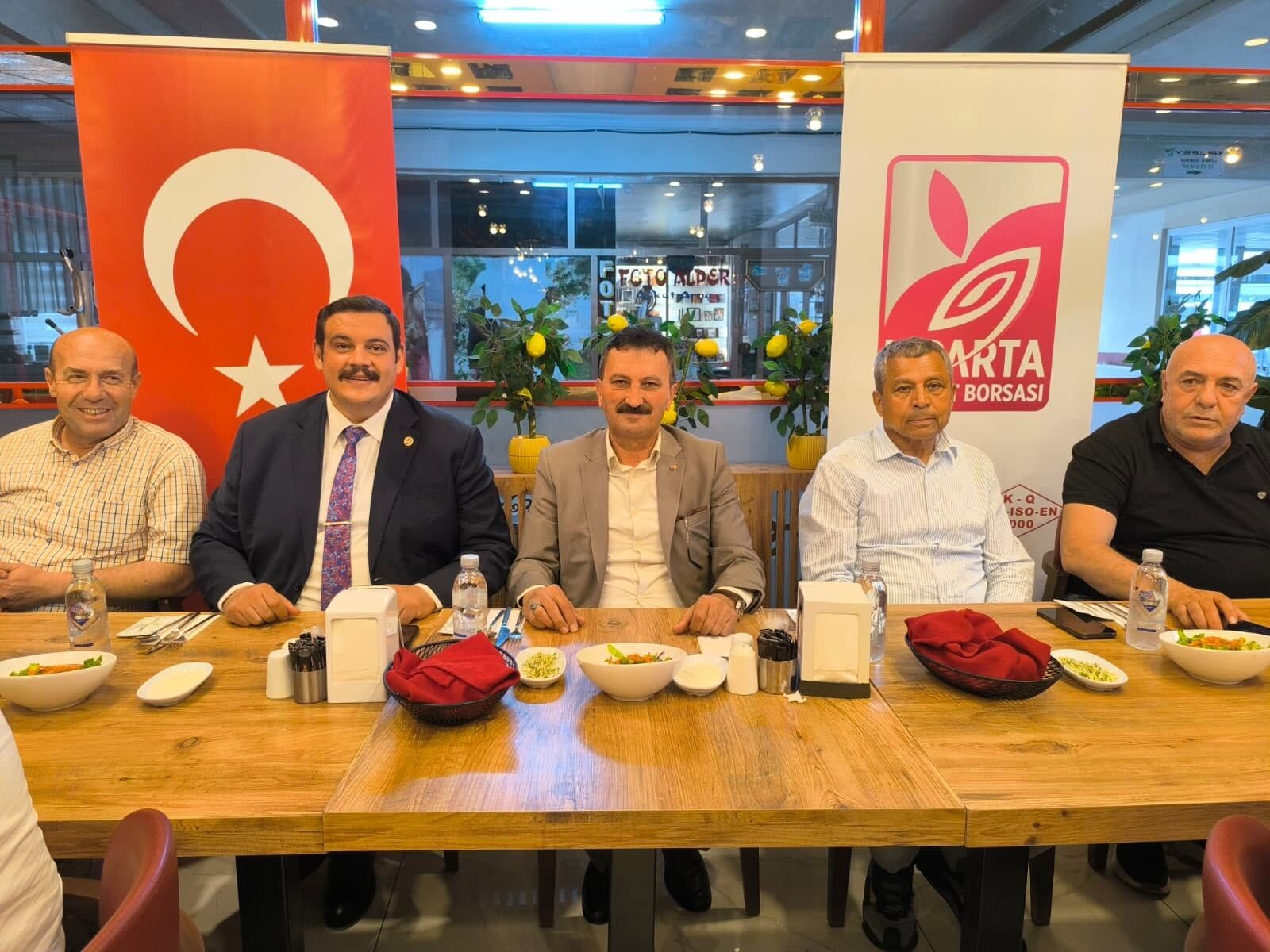 Isparta Ticaret Borsası Yalvaç’ta Üyeleriyle Buluştu 2