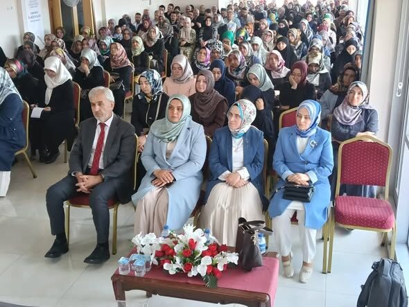 Isparta’da Din Görevlilerine 'Yaz Kur’an Kursları' Eğitimi (1)