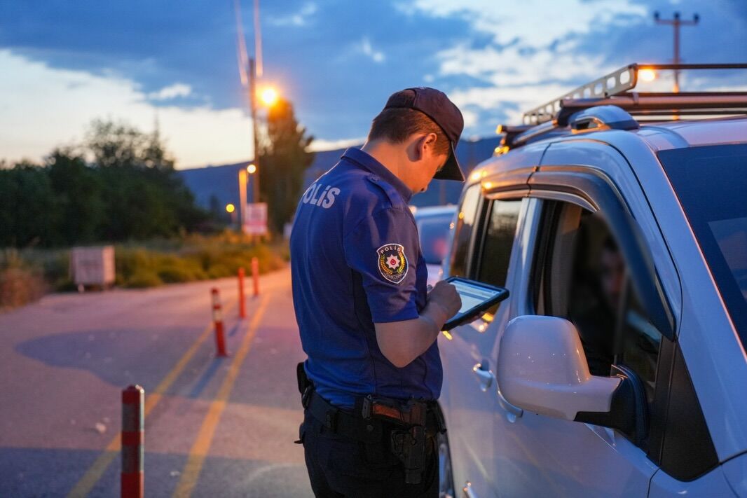 Isparta'da Emniyetten Eş Zamanlı Denetim (1)