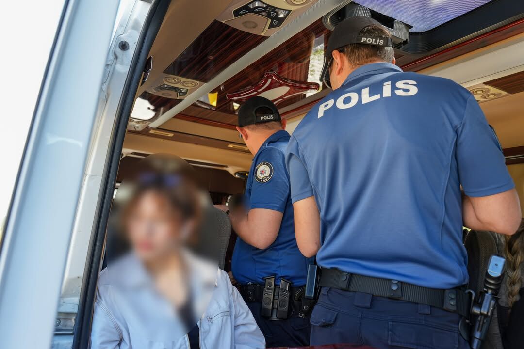 Isparta'da Emniyetten Eş Zamanlı Denetim (3)