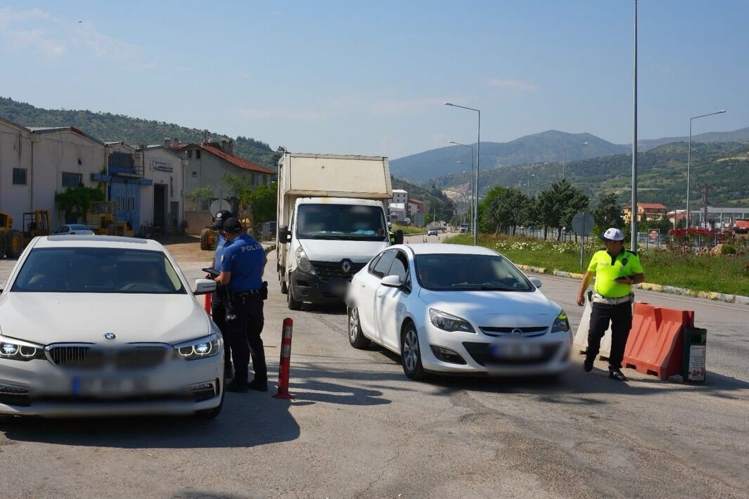 Isparta'da Geniş Kapsamlı Huzur Uygulaması (2)