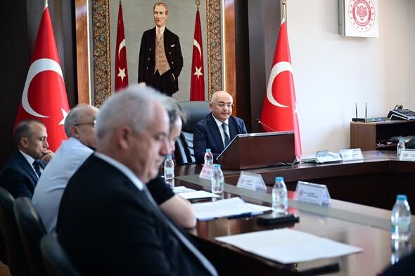 Isparta'da Okul Güvenliği Masaya Yatırıldı (2)