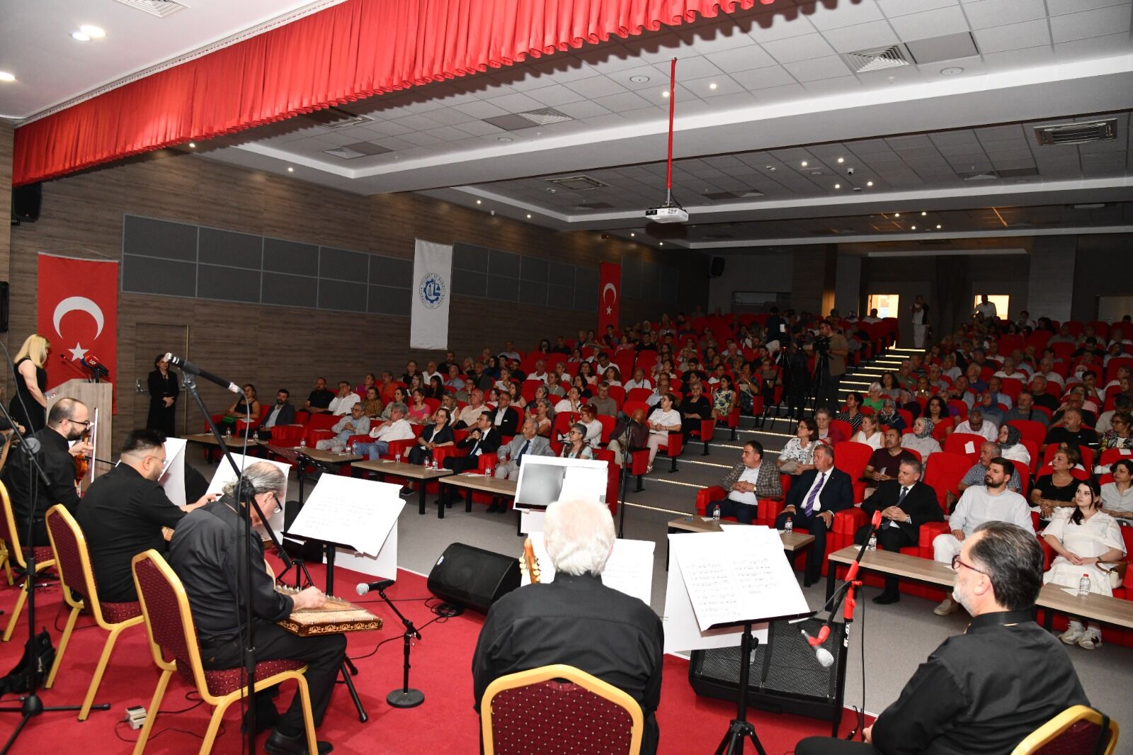 Itso Ve Isvak'tan Sanat Dolu Gece Tsm Ezgileri Isparta'da Yankılandı (2)
