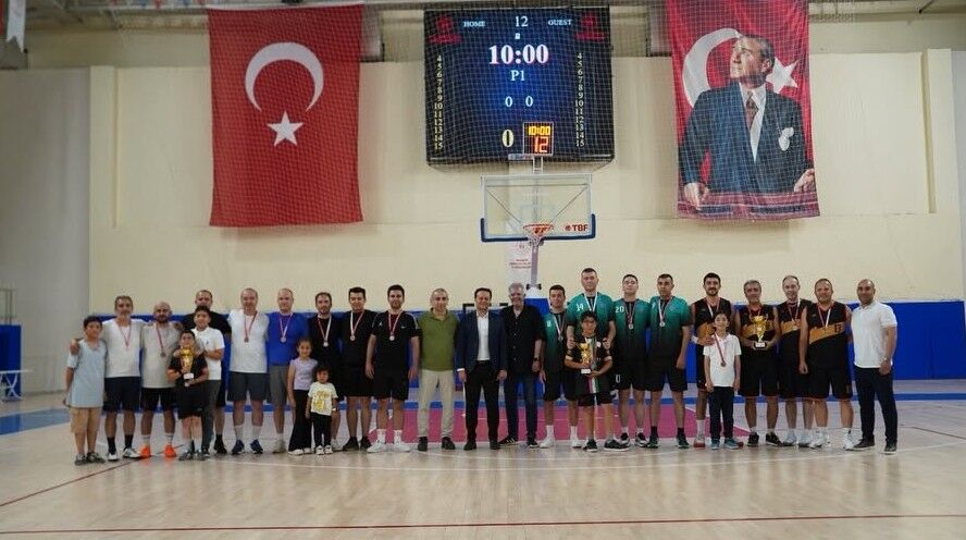 Kurumlardan Parkeye Taşınan Rekabet