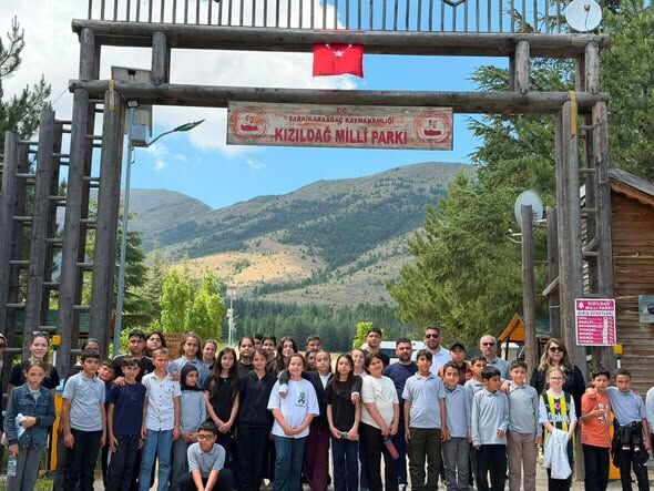 Öğrenciler Kızıldağ'ın Doğal Zenginliklerini Keşfetti (2)