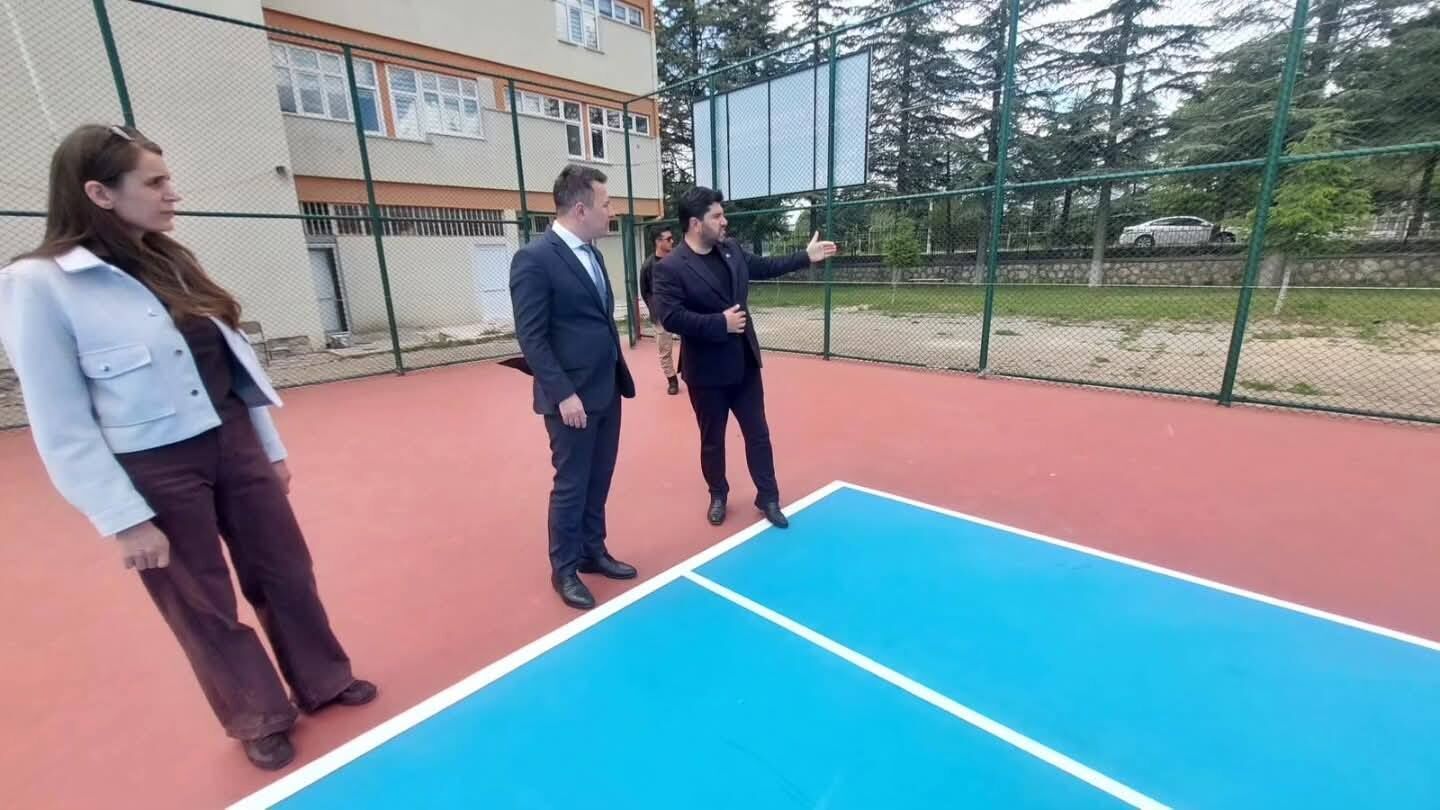 Şarkikaraağaç Myo’ya Yeni Spor Ve Sosyal Alanlar Kazandırılıyor 3
