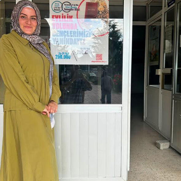 Şarkikaraağaç'ta Evlilik Desteği Ve Kadına Yönelik Şiddetle Mücadele İçin Afiş Çalışması (1)