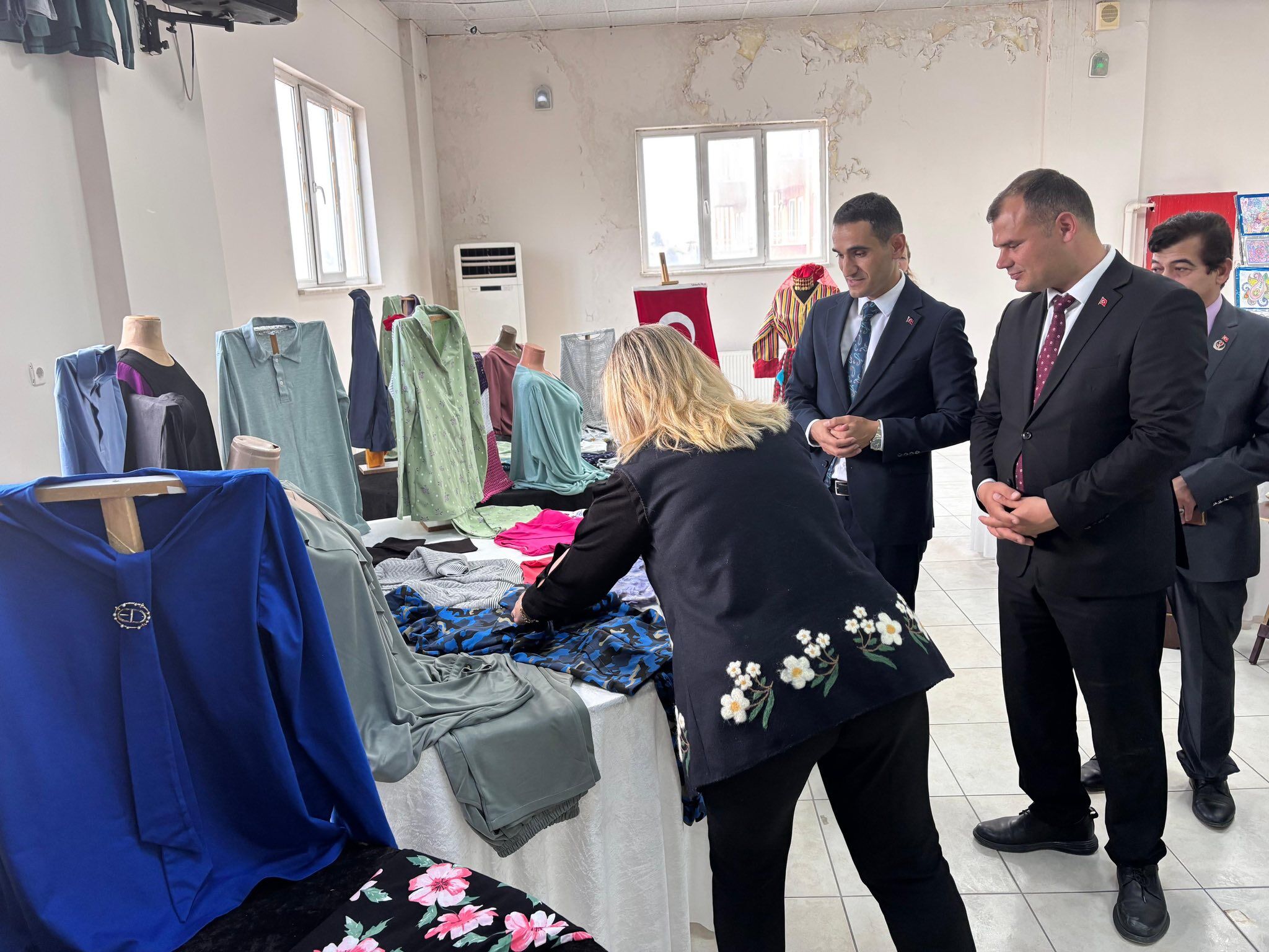 Uluborlu’da El Sanatları Sergisi Ziyarete Açıldı 2