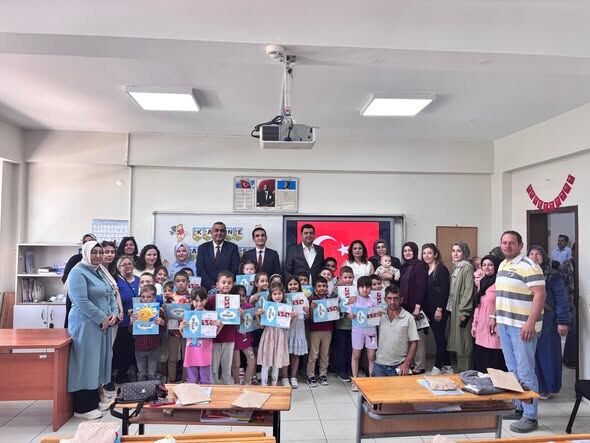 Uluborlu’da Öğrencilerin Karne Heyecanına Protokol Ortak Oldu (2)