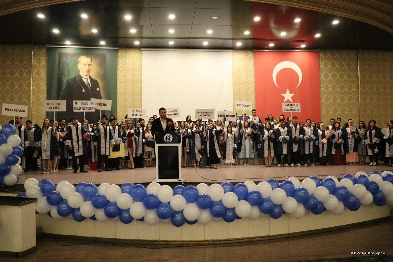 Yagmurun Yarim Biraktigi Mezun 4