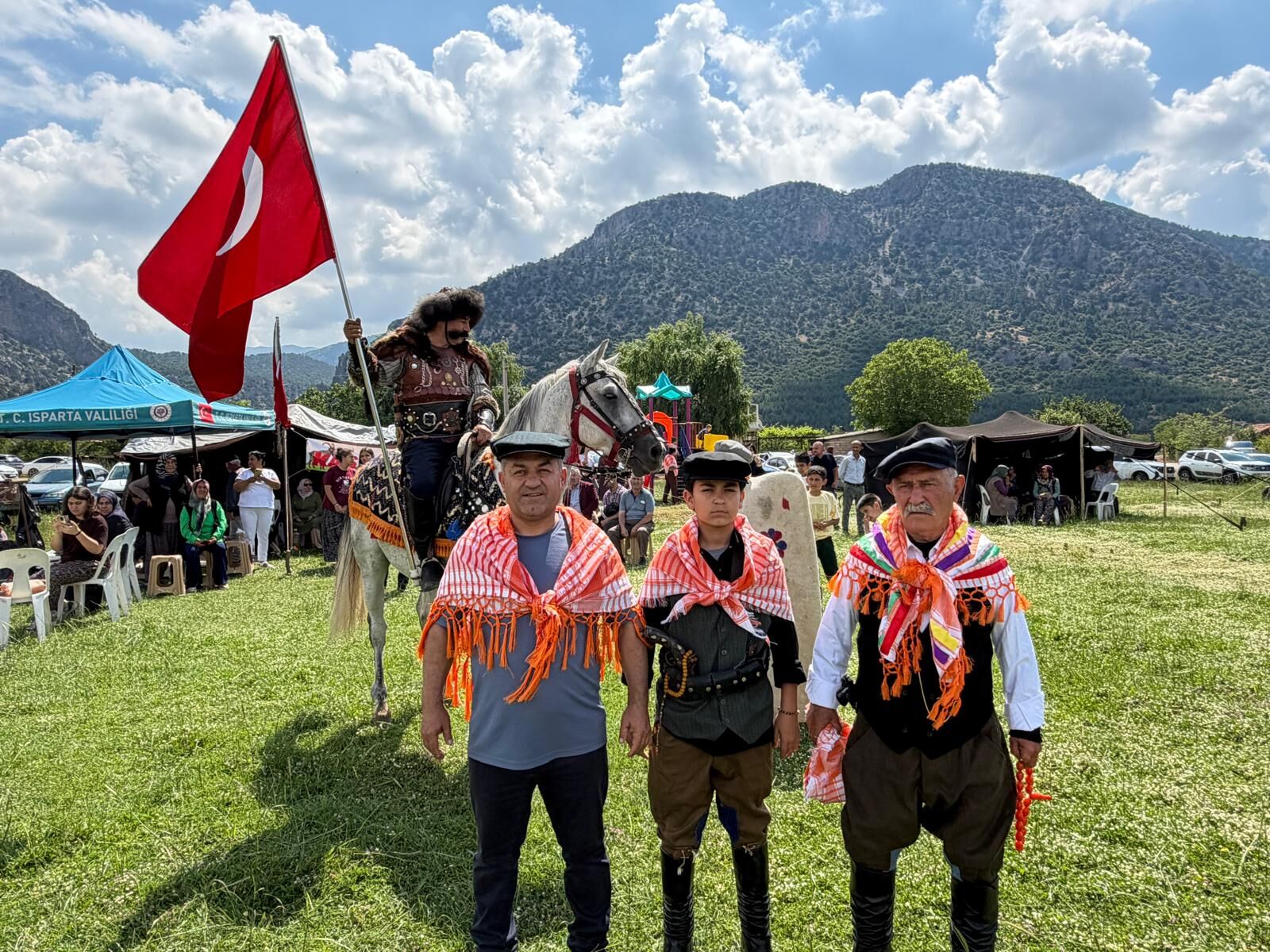 Yörük Şöleninde Binlerce Yörük Serpil Köyü'nde Buluştu (8)
