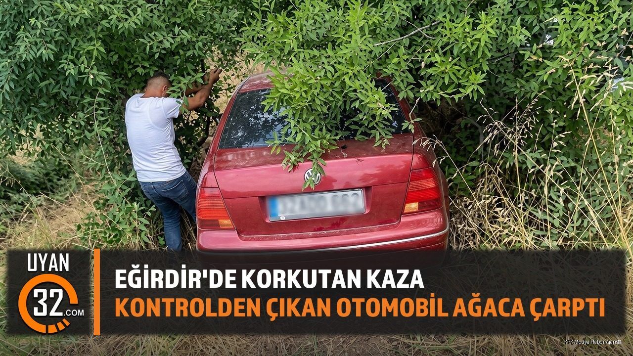 Eğirdir'de Kontrolden Çıkan Otomobil Ağaca Çarptı!