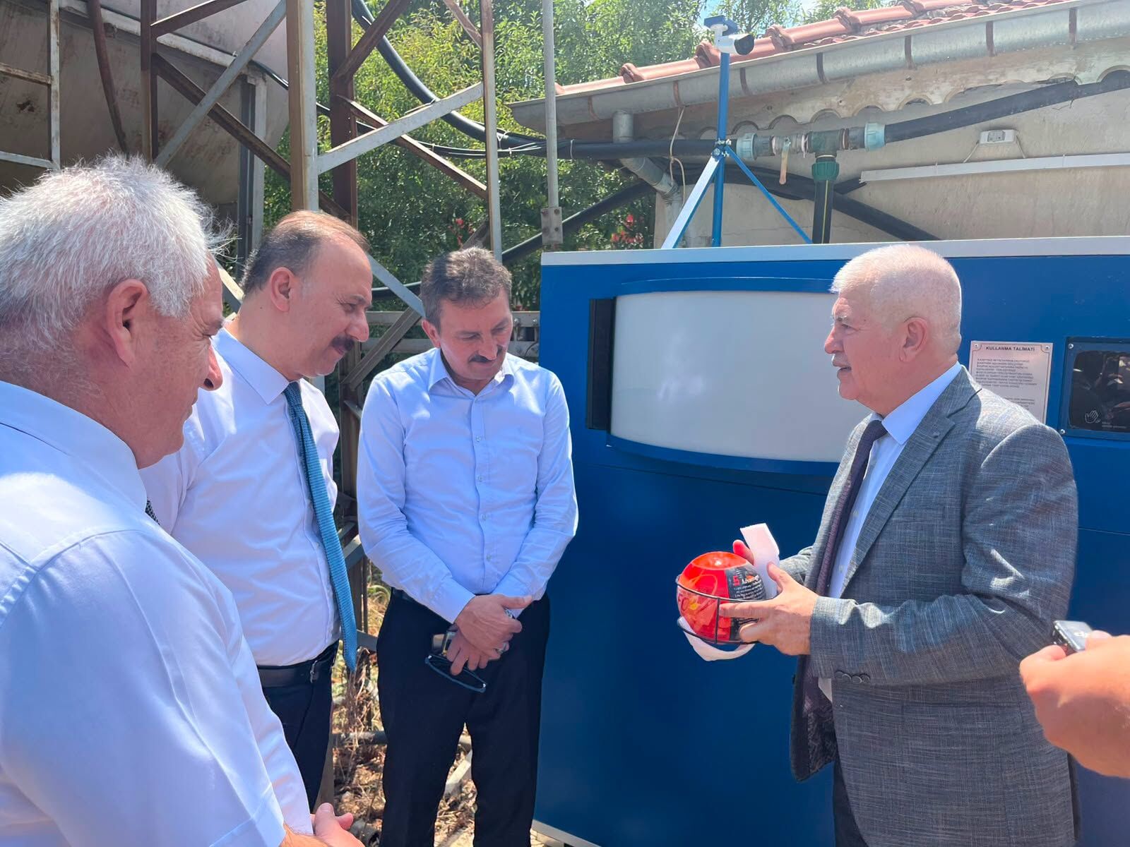 Eğirdir'de Tarımda Yeni Dönem! Akıllı Atık Otomatları Hizmete Girdi (2)
