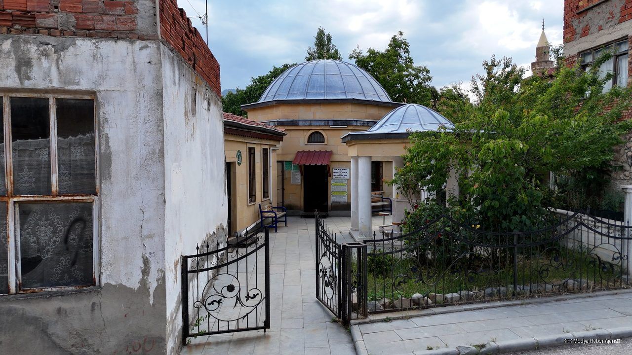 Fatih Sultan Mehmet In Hocasin 7