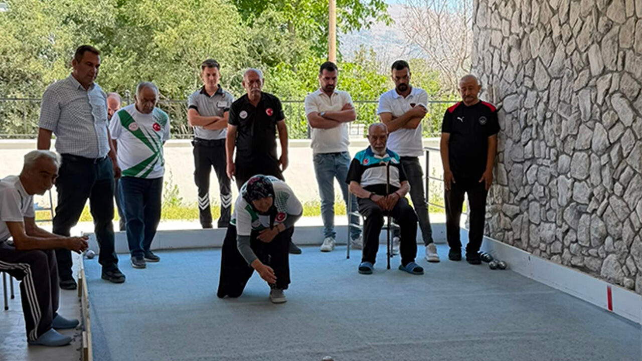 Huzurevi Sakinleri Bocce Müsabakasında Dostluk İçin Buluştu (2)