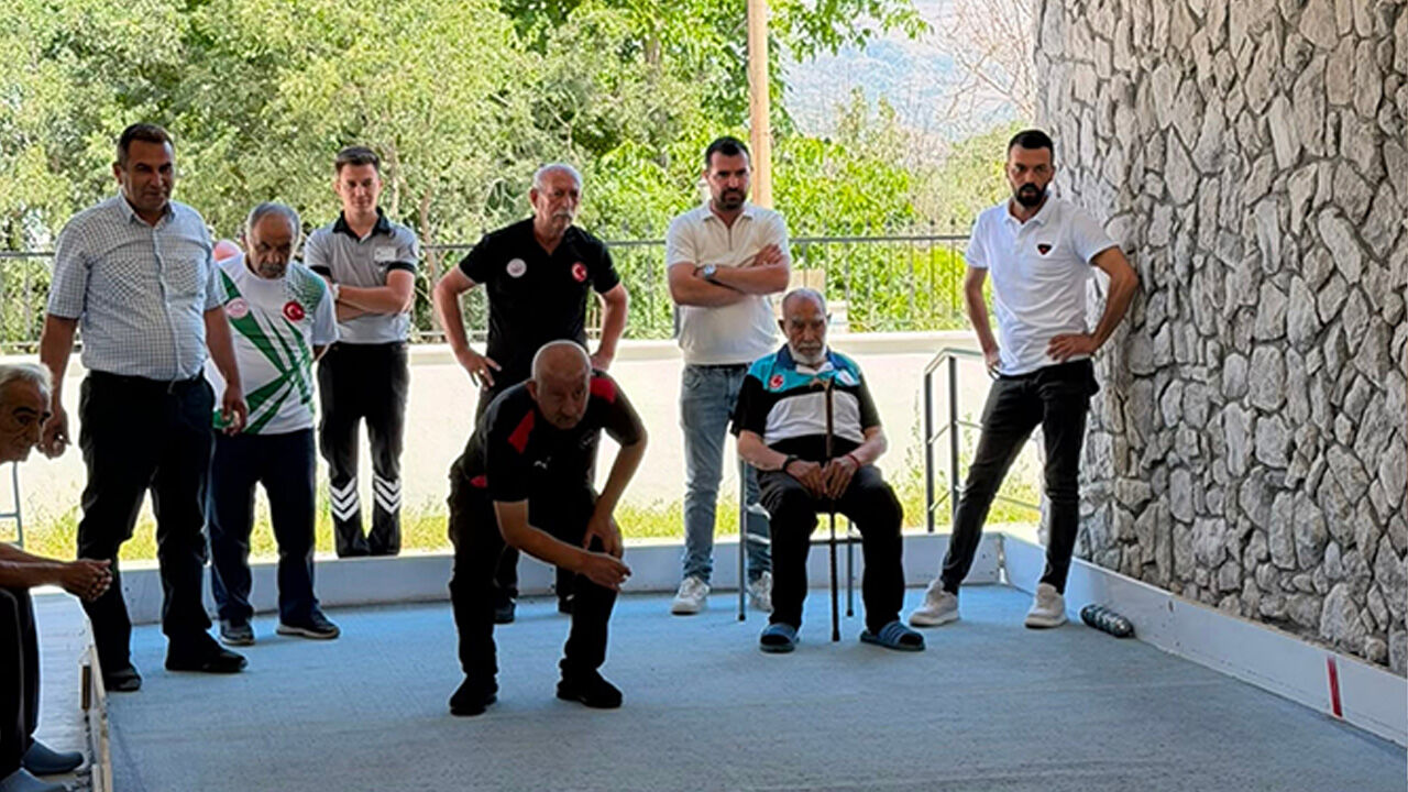 Huzurevi Sakinleri Bocce Müsabakasında Dostluk İçin Buluştu (3)