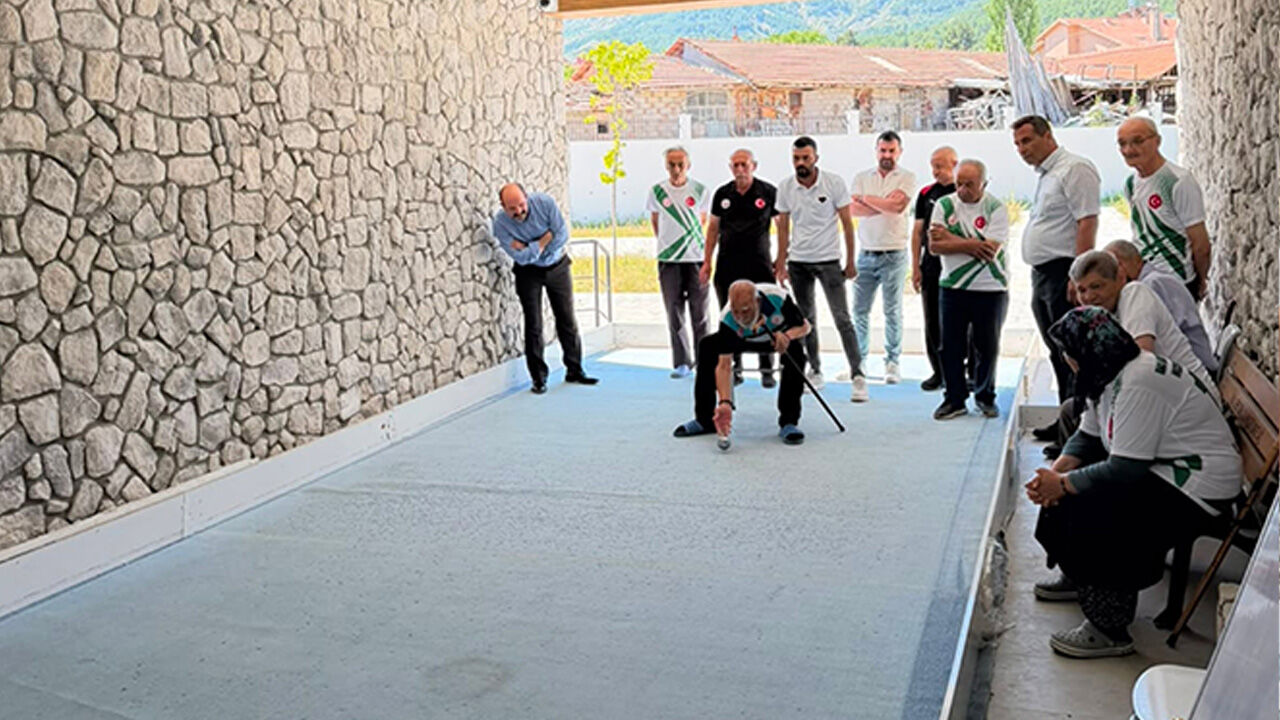 Huzurevi Sakinleri Bocce Müsabakasında Dostluk İçin Buluştu (4)
