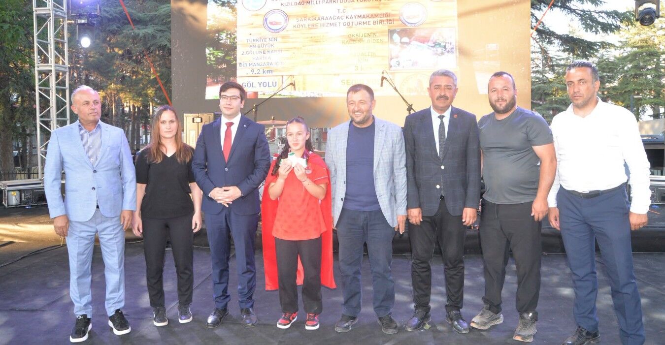 Şarkikaraağaç'ın Gururu Asel Şenel'e Büyük Onur