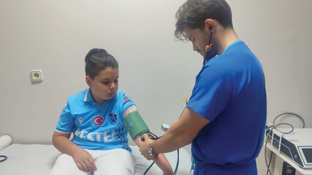 Sdü'den Çocuklara Hem Spor Hem Sağlık Desteği