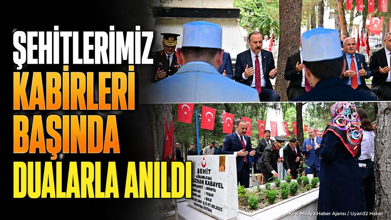 Isparta'da 30 Ağustos Zafer Bayramı'nda Şehitlik Ziyaret Edildi
