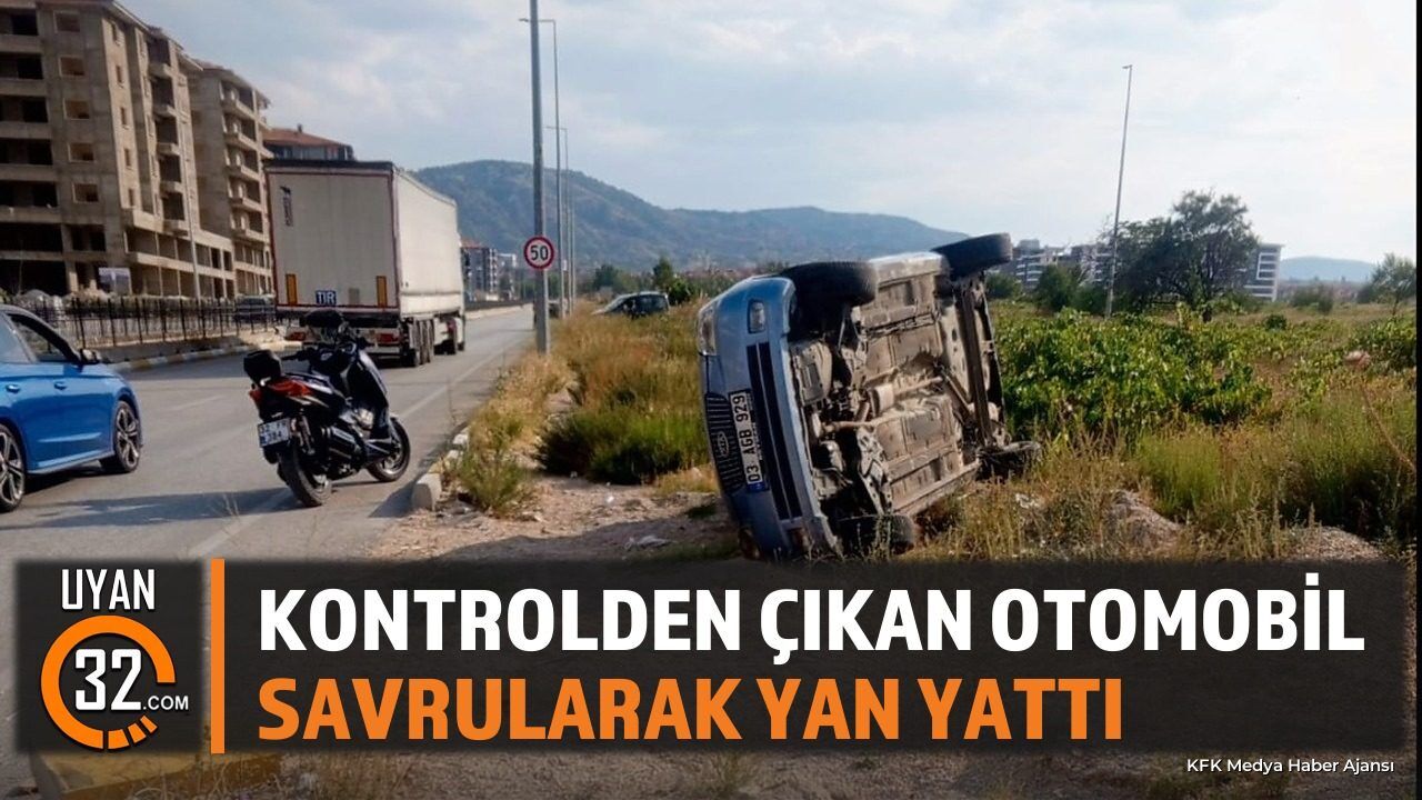 Kontrolden Çıkan Otomobil Yol Kenarında Yan Yattı