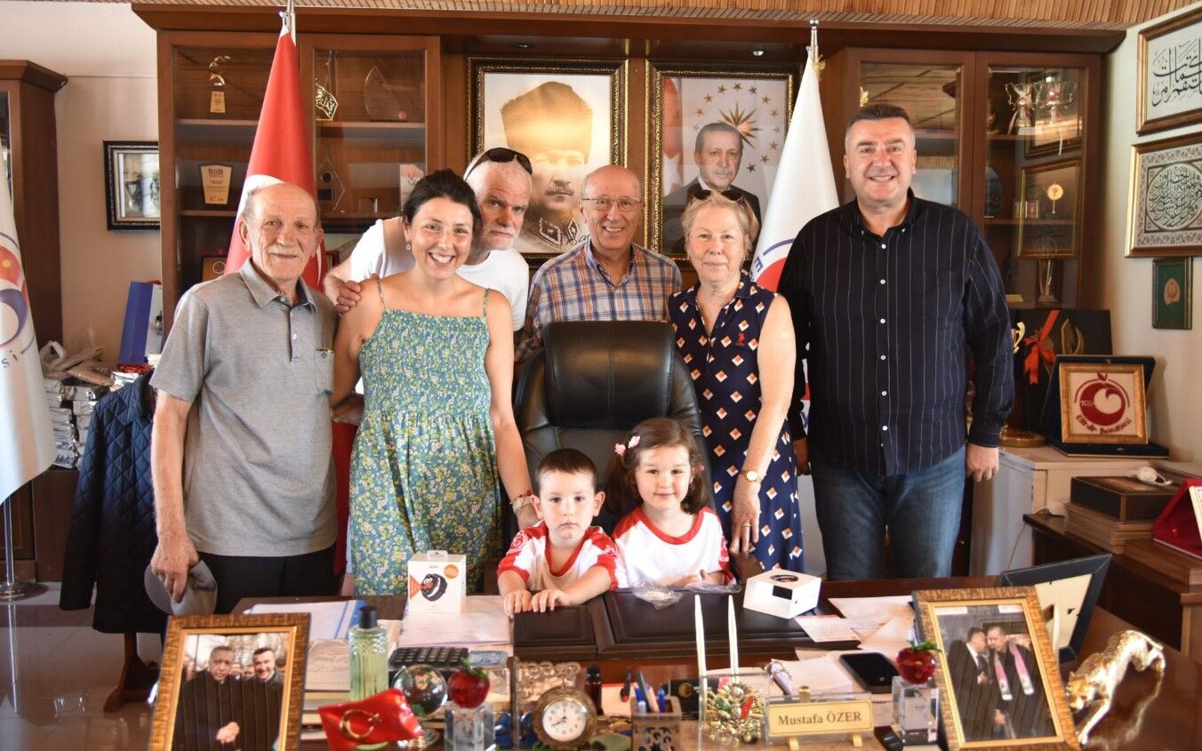 Londra’dan Geldiler, Eğirdir’e Hayran Kaldılar 1