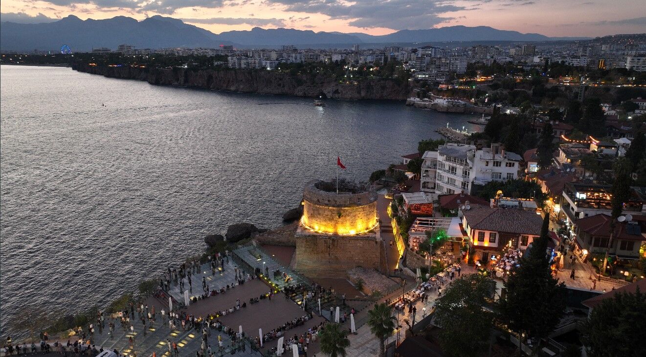 Antalya Hıdırlık Kulesi 3